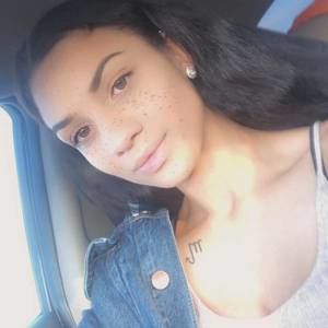 Meet your Posher, Jasmine